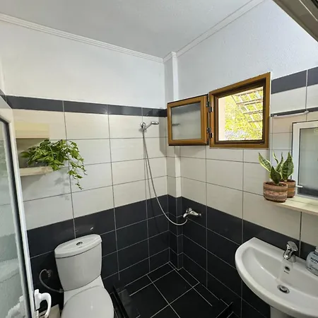 Rondo Guest house Himare