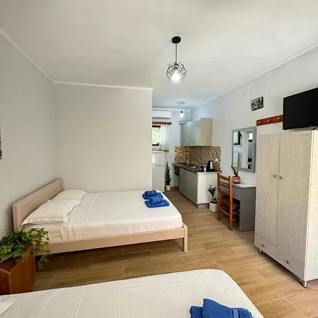 Casa de hóspedes Rondo Himare